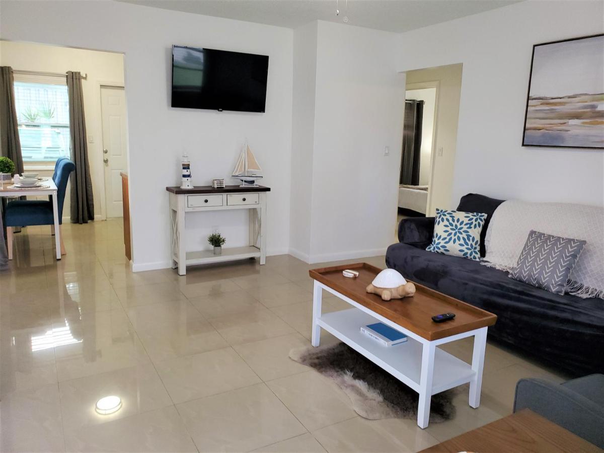 Sophisticated Dania Beach Suites Near The Beach Exterior foto