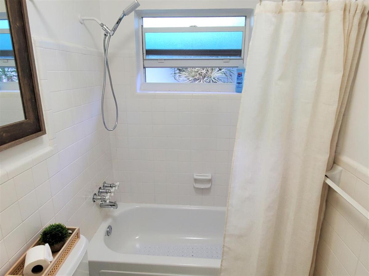 Sophisticated Dania Beach Suites Near The Beach Exterior foto