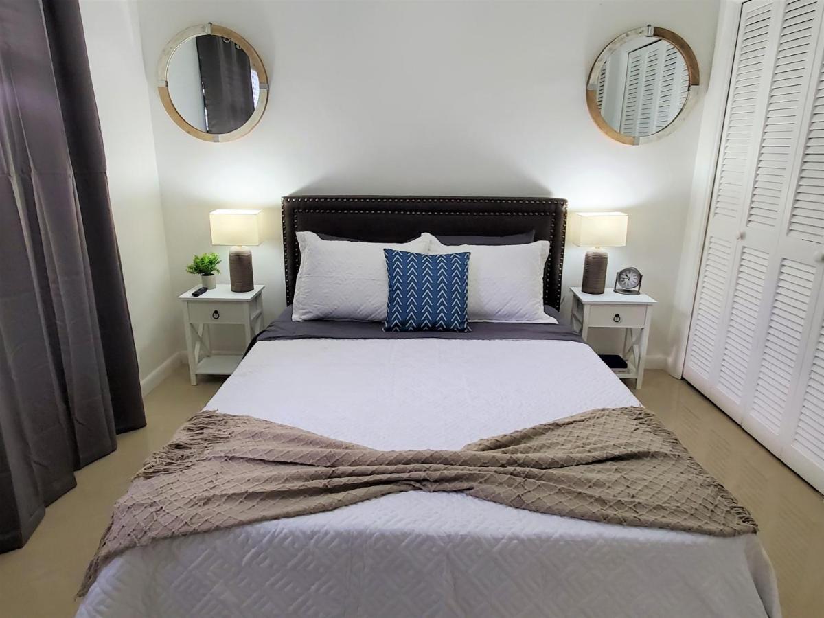 Sophisticated Dania Beach Suites Near The Beach Exterior foto